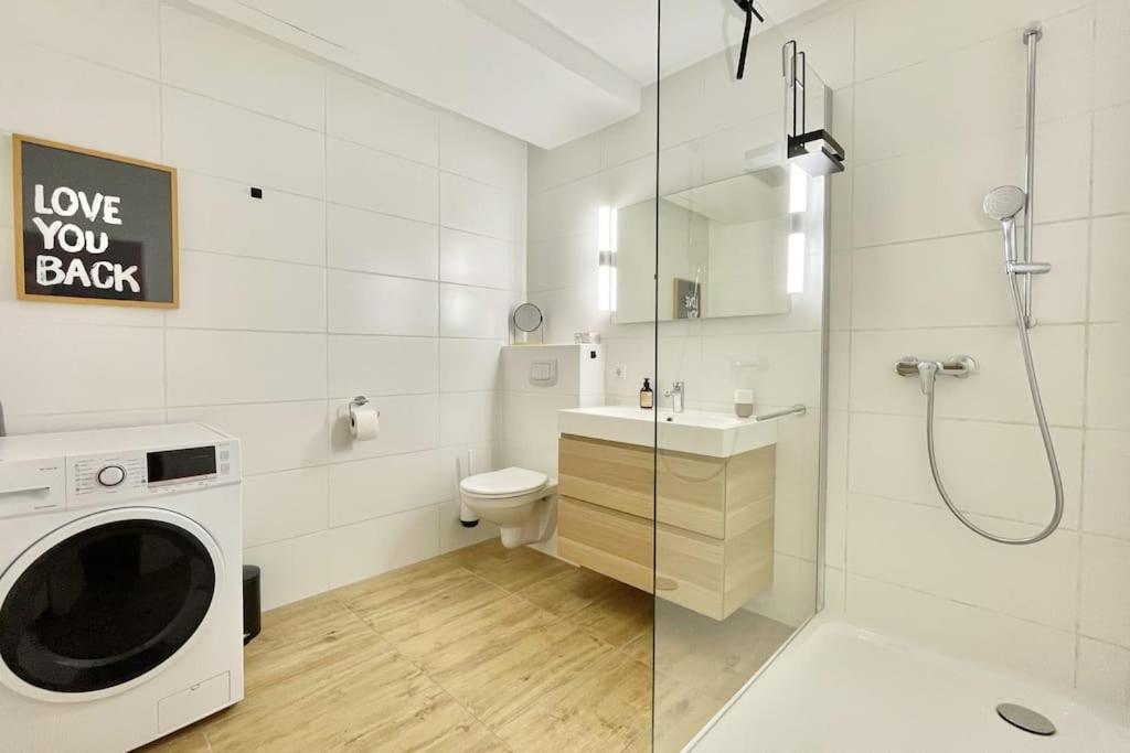 Stadt-Oase - Kostenlos Parken, Ruhig, Kliniken, Gop, Bali-Therme, Boxspringbett Bad Oeynhausen Buitenkant foto