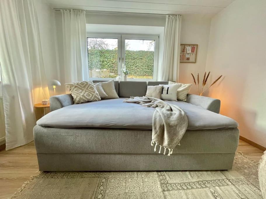 Stadt-Oase - Kostenlos Parken, Ruhig, Kliniken, Gop, Bali-Therme, Boxspringbett Bad Oeynhausen Buitenkant foto